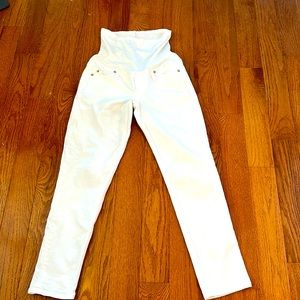 GAP MATERNITY WHITE DEMIM PANTS IN SIZE 25R